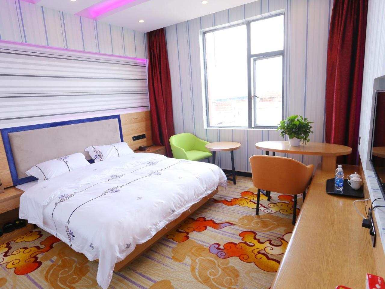 Kunming Mengda Holiday Hotel Exterior foto